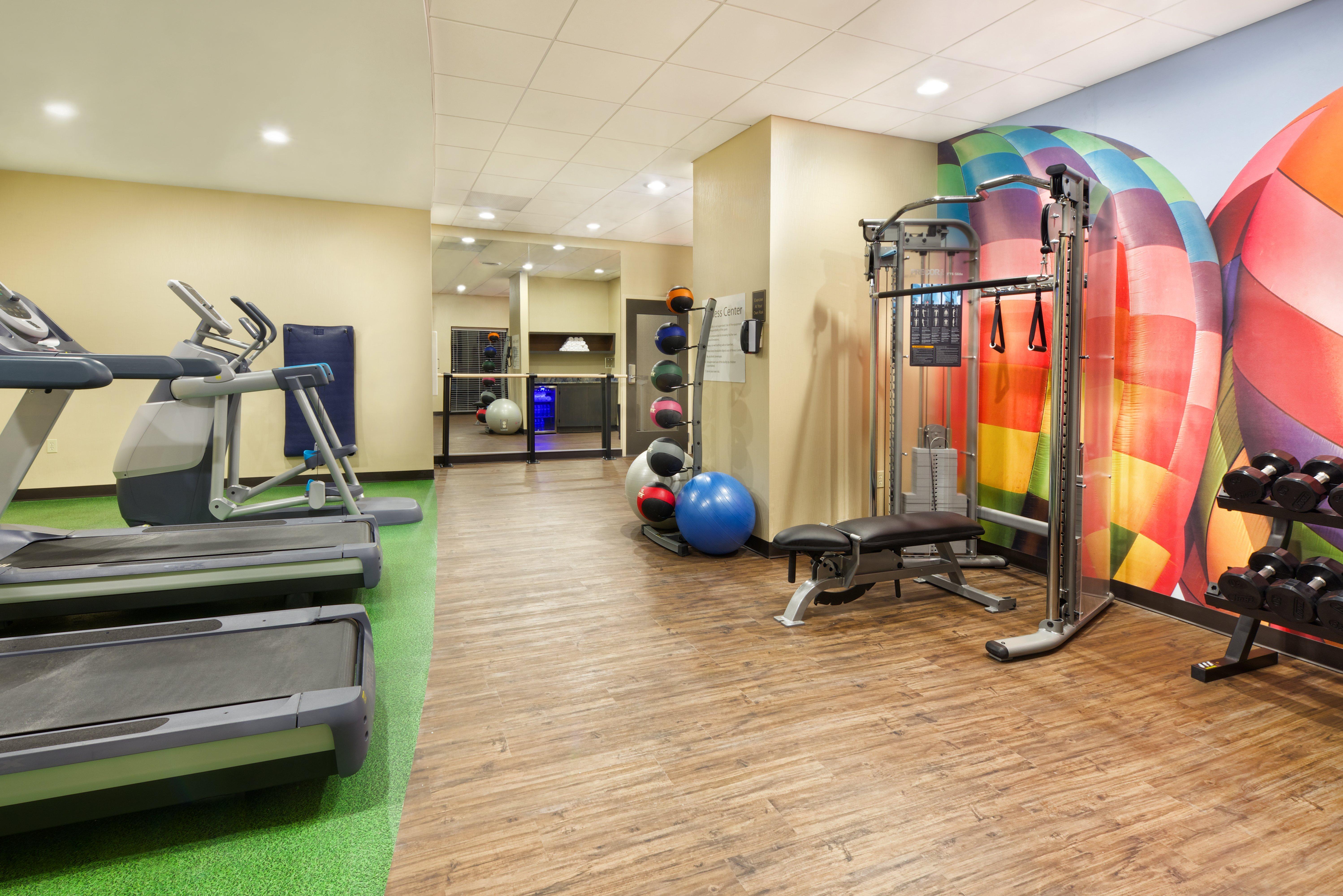 Hotel Indigo Cleveland Beachwood By Ihg Εξωτερικό φωτογραφία